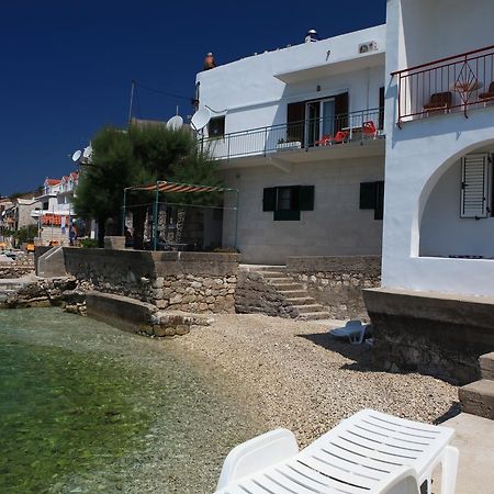 Apartments Dominko Brist Exterior foto